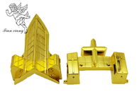 Altın ABS Plastik Tabut Mobilyaları Haç Dekorasyonu ile Tabut Köşe