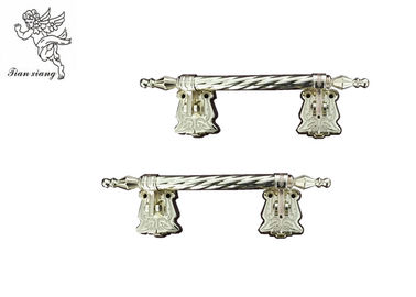 Metal Kasket Swing Saplı Çinko Alaşımlı Malzeme Güçlü Tabut Donanımı Avrupa Tarzı